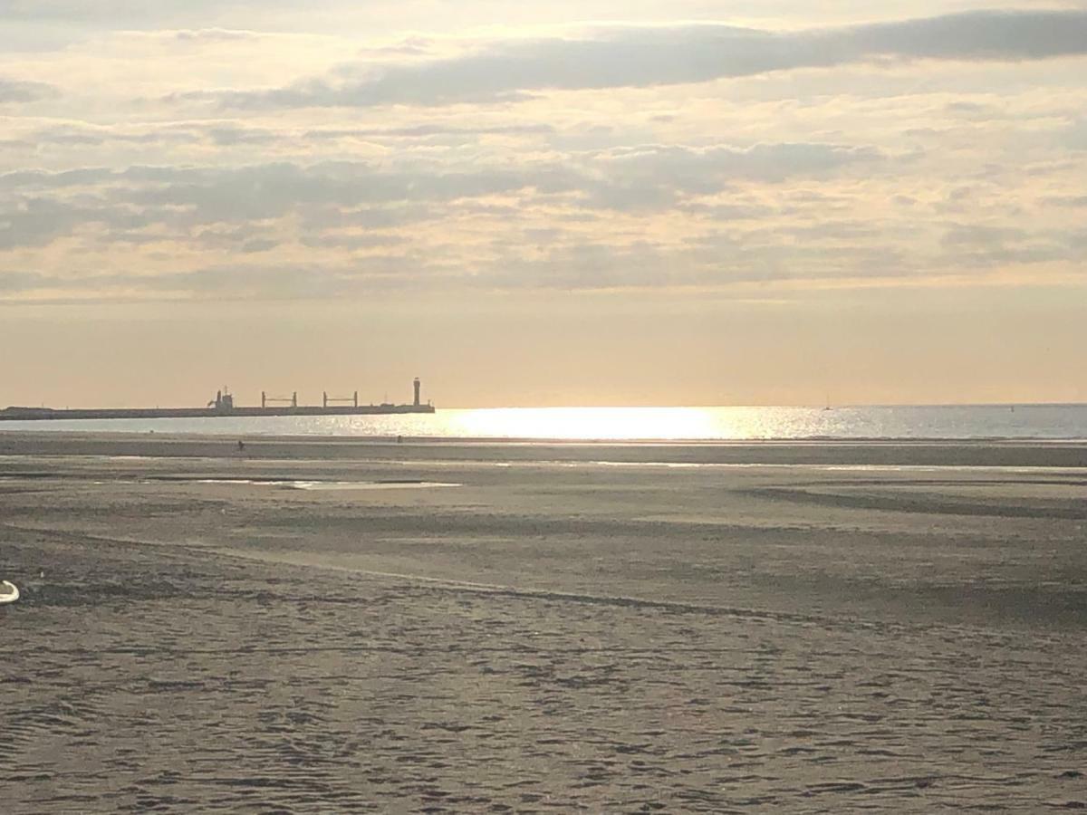 Une Escapade Tranquille, Proche De La Plage ! Dunkirk Exterior photo